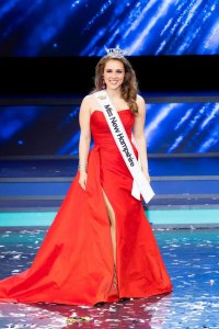 FVS Fellow Brooke Mills Wins Miss New Hampshire Pageant FVS Fellow Brooke Mills Wins Miss New Hampshire Pageant